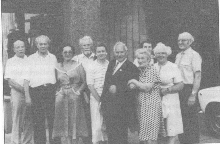 Intos lagerių kalinių susitikimas Birštone. 1992 m, viduryje J. Žičkus
