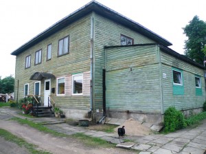 Šiame Rusecko name veikė karininkų ramovės valgykla.