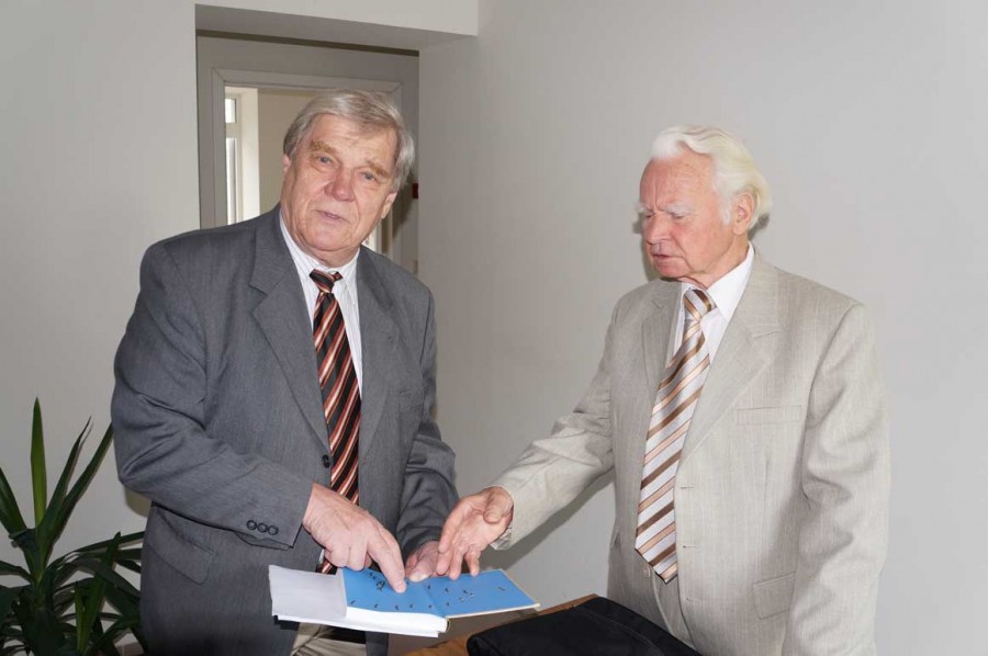 Rašytojas Jurgis Usinavičius ir fotografas Jonas Paršeliūnas.