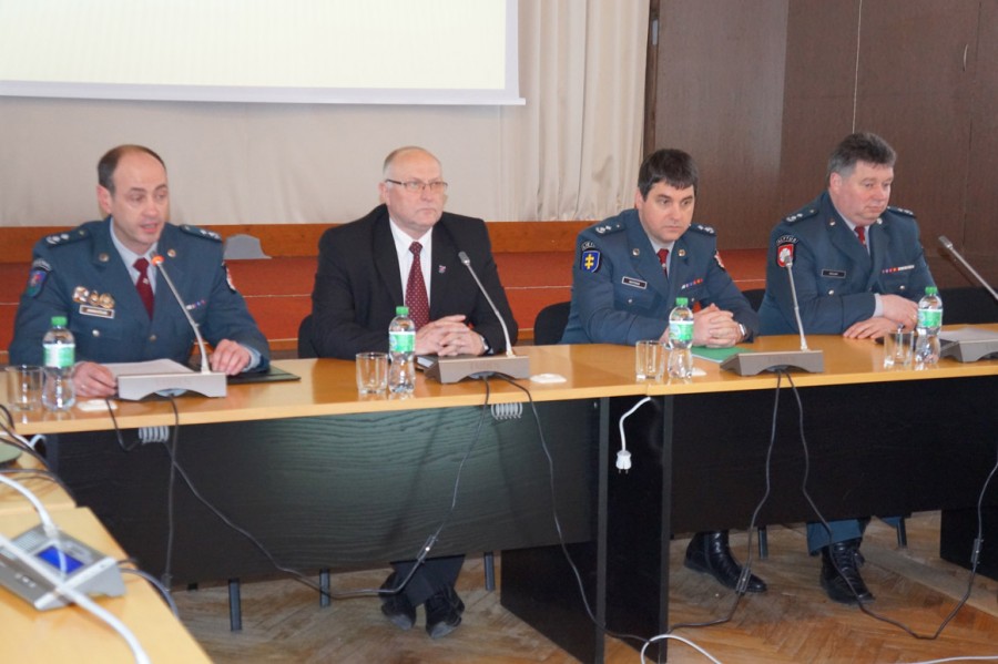 Prienų r. PK viršininkas D.Janavičius, Prienų rajono savivaldybės meras V.Bujanauskas, Policijos departamento Komunikacijos skyriaus viršininkas R.Matonis, Alytaus AVPK viršininkas Č.Mulma.