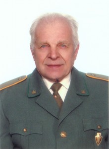 V. Lišauskas - aktyvus įvairių nevyriausybinių organizacijų narys.