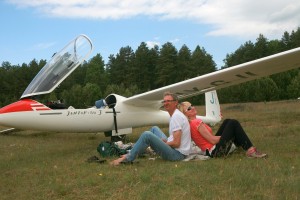 Vienintelė Lietuvoje sklandytojų šeima – Edita ir Stasys Skalskiai.