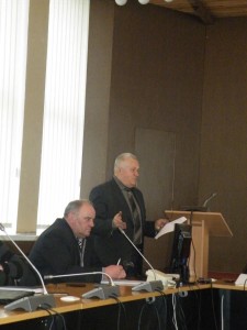 Jonui Vilioniui ir Algimantui Šidlauskui pieno gamintojų rūpesčiai - gerai žinomi. 