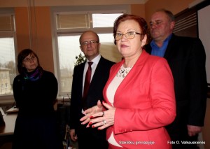 Apie permainas Stakliškių gimnazijoje Tarybos nariams ir svečiams papasakojo direktorė Loreta Šernienė.