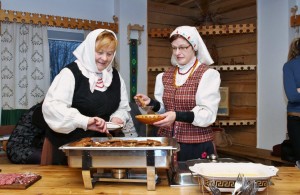 Puniškių kepamų bandų degustacija.