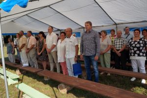 Šventės atidaryme buvo sugiedotas Lietuvos himnas. 