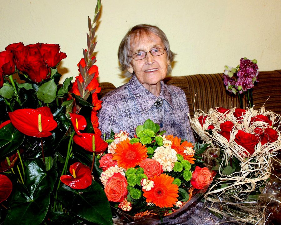 Mokytojai St. Beliūnienei -90 ešimt Foto O.Valkauskienės (3).jpg+