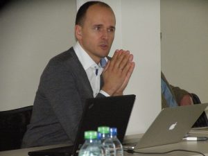 Videofilmą, pasakojantį apie bendrovę ir jos naujausius gaminius, pristatė generalinis direktorius Mindaugas Skardžius.